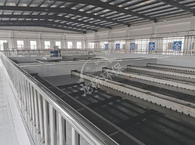 Submerged reciprocating mud scrape