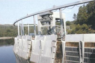 GSY型移動式抓斗格柵除污機